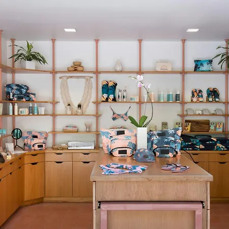 The Laylow Waikiki, Autograph Collection-2